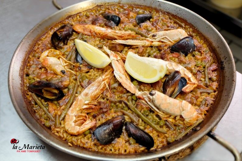 Restaurante La Marieta,Mollet del Valles, Barcelona, paella mixta , Menú degustación los viernes 25€ y los sábados 30€ , incluye mariscada