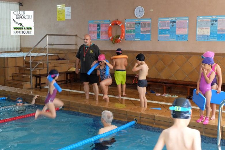 Clases de natación 2019 piscina en Club Esportiu Pantiquet Mollet del Vallès