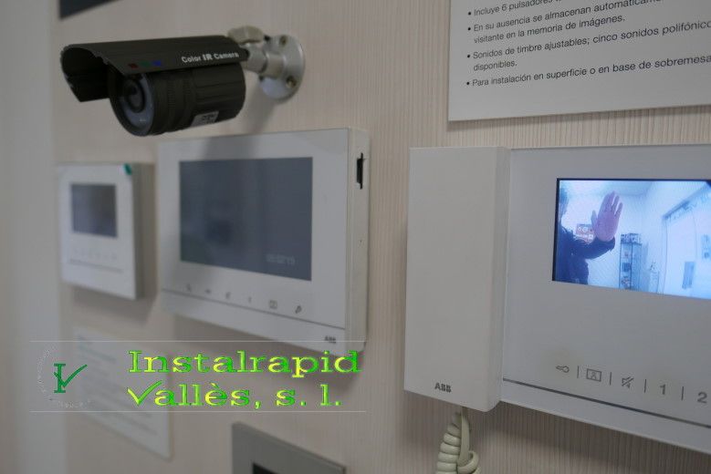 Los instaladores y reparadores de videoporteros ABB y porteros Instalrapid Vallès,para comunidades en Mollet V. Barcelona