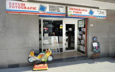 Fotógrafo de estudio en Mollet del Vallès F.Sánchez,tel.93 570 39 20, fotos únicas y diferentes