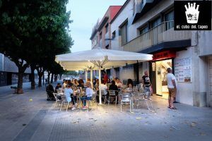 El cubo del tapeo, la mejores tapas en Mollet del Vallès, gran terraza de verano 2017, tel.930 16 13 54,Comercios Mollet